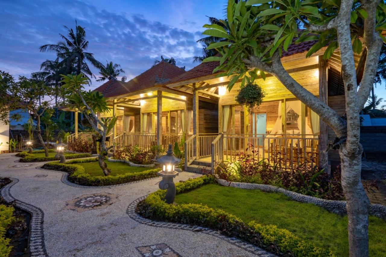 Helly'S Secret Garden Cottage Nusa Lembongan  Bagian luar foto